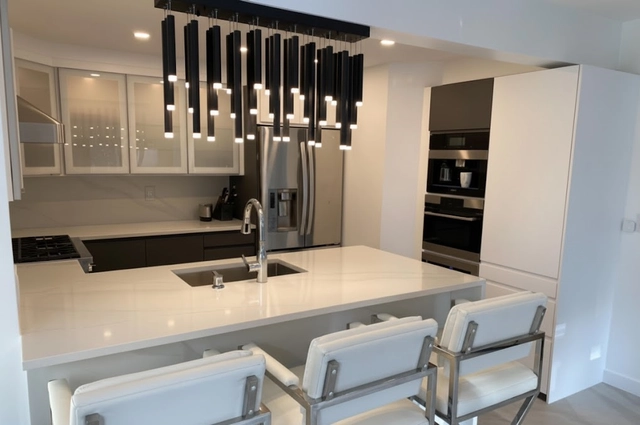 Renovated modern kitchen by Dnewer